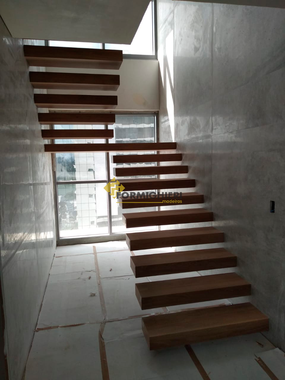 Escada Carvalho Bianco 3